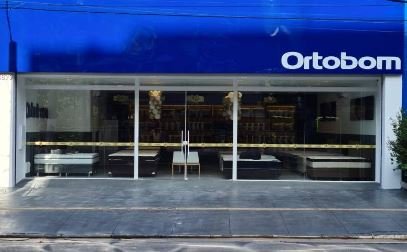 Estacionamento da Loja Ortobom